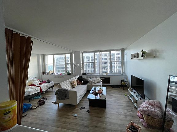 2nd image of 4250 N Marine Dr APT 2725