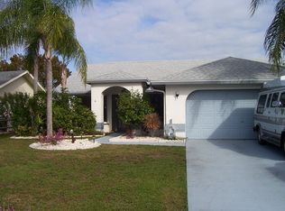 6611 Southwell Dr, Fort Myers, FL 33966
