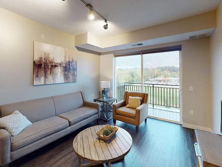 Red44 Luxury Apartments | Specials Available — Photo 58