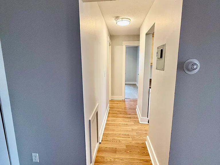 Edgerton Highlands Apartments — Photo 38