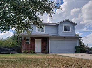 3301 Judythe Ct, Bryan, TX 77803