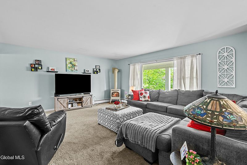 5th image of 3 Elmwood Drive