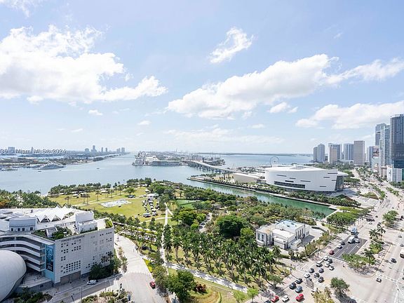 5th image of 1100 Biscayne Blvd #25004