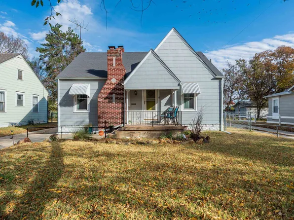 242 S Richmond Ave, Wichita, KS 67213