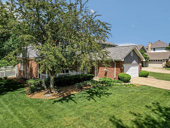 3rd image of 13964 Grenelefe Ln