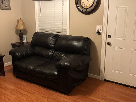 3rd image of 105 Marvin Dr
