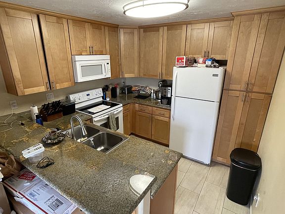 2nd image of 6510 College Grove Dr #16-1