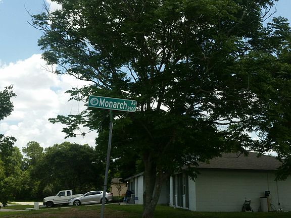 5th image of 2869 Monarch Ave