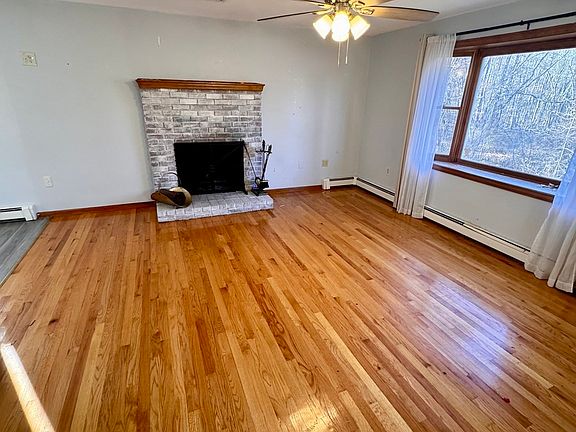 5th image of 21 Park Dr