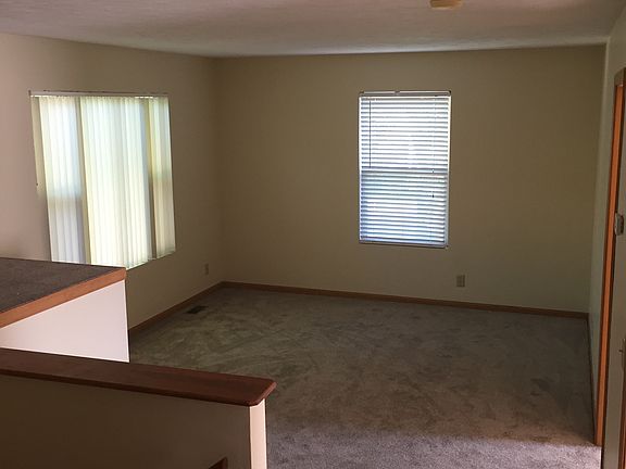 3rd image of 3040 Q St #1