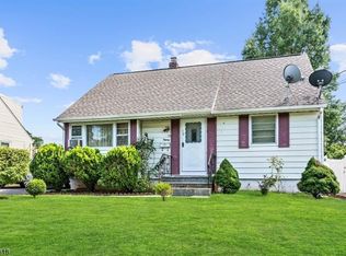 30 Reynolds St, Iselin, NJ 08830