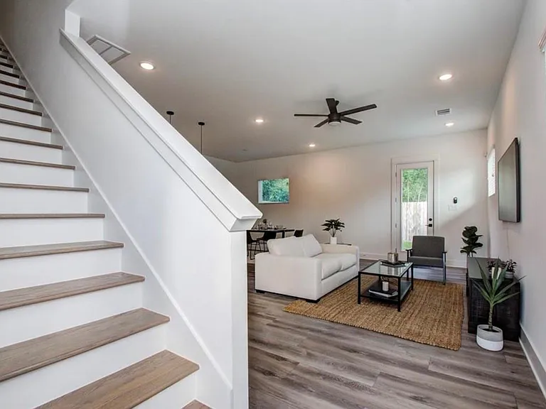 778 W Tidwell Rd #I — Photo 5