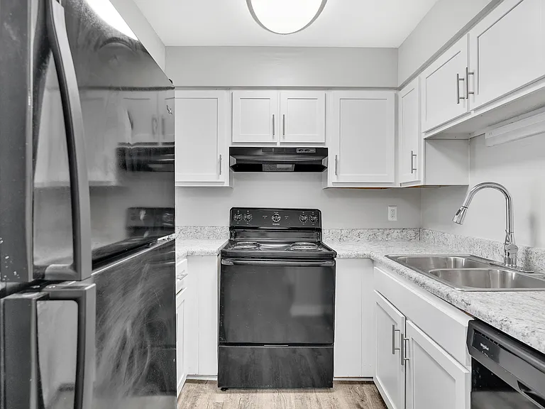 Summit Eastchester — Photo 12