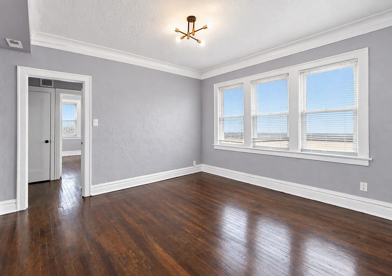 4104 Grand Blvd. — Photo 2