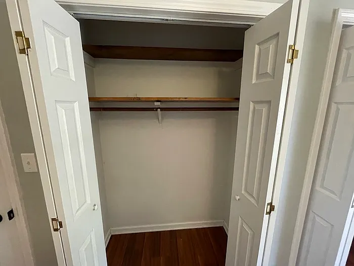 200 Glen Bonnie Ln — Photo 9