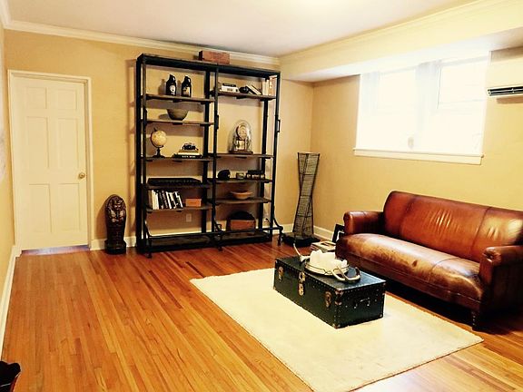 4th image of 3345 Colfax Ave S APT 001