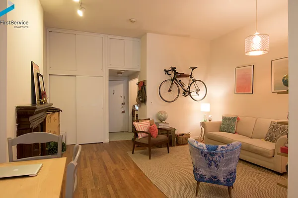 Rented by FirstService Realty (legacy) | media 28