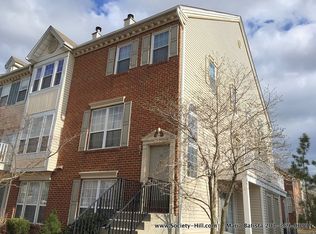 90 Cottonwood St, Jersey City, NJ 07305