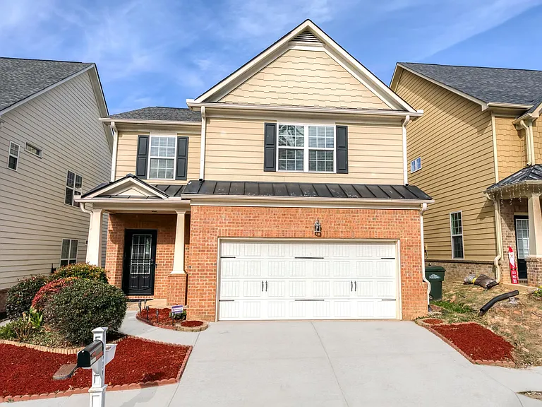 5529 Chatham Cir — Photo 2