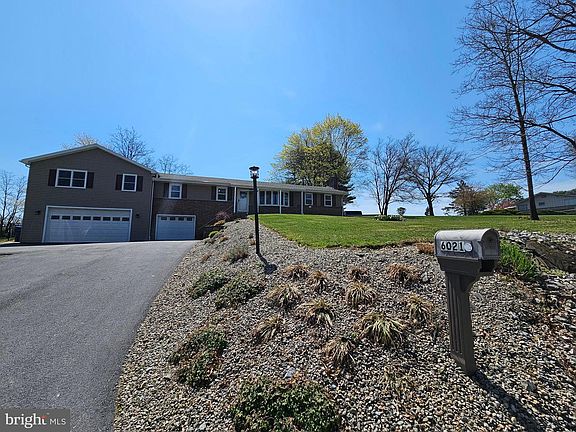 3rd image of 6021 Devonshire Heights Rd