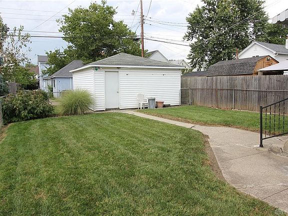 4th image of 235 Alaska St