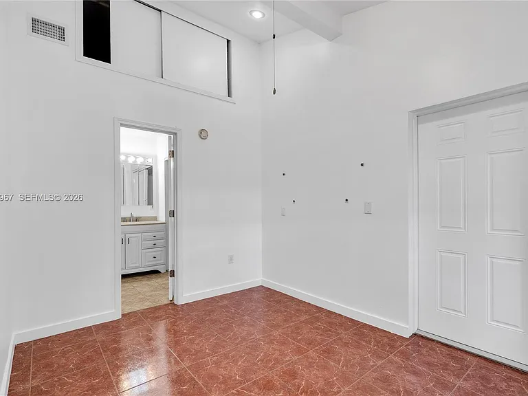 260 SW 29th Rd — Photo 10