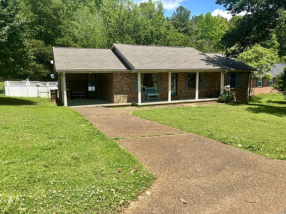 2nd image of 93 Teakwood Dr
