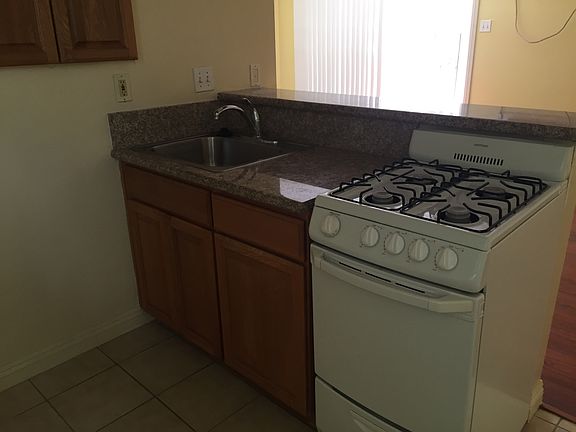 4th image of 157 N Allen Avenue # Second Floor