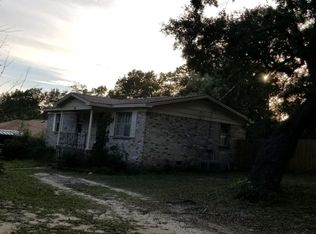 183 Highland St, Valparaiso, FL 32580