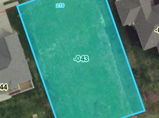 218 Crosswinds Ct, Waterloo, IL 62298