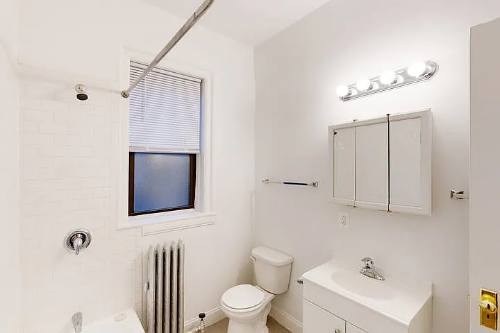5474-5480 S. Hyde Park Boulevard — Photo 14