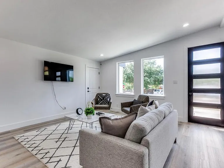 13306 Flagstone Ln — Photo 9