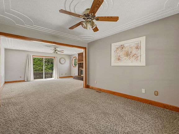 5th image of 804 Hughes Branch Rd