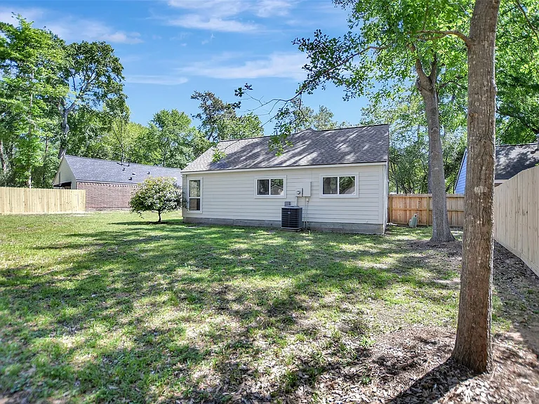 7 Bitterwood Ct — Photo 40