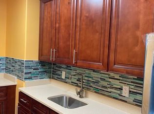 312 E 3rd St, Brooklyn, NY 11218