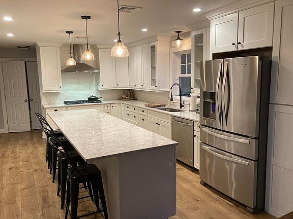 5th image of 3 Woodland Ridge Dr