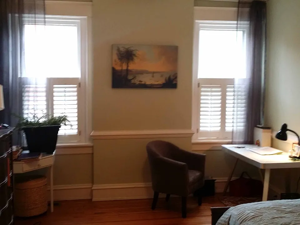 Apt 1 Bedroom 1