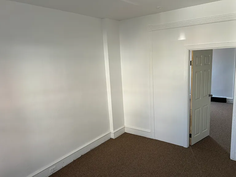 216 Pear St #1 — Photo 3