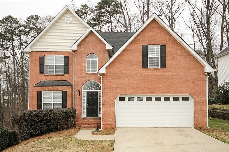 1st image of 820 Georgian Hills Dr
