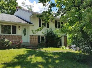 38 Judy Ln, Harrisburg, PA 17112