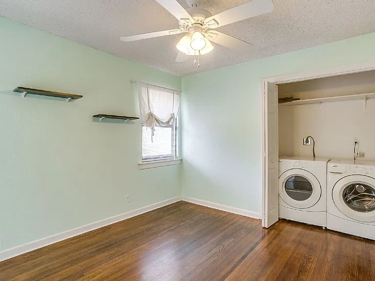 4713 Kilpatrick Ave — Photo 18