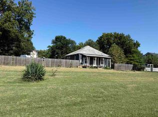320 S Walnut Ave, Newkirk, OK 74647