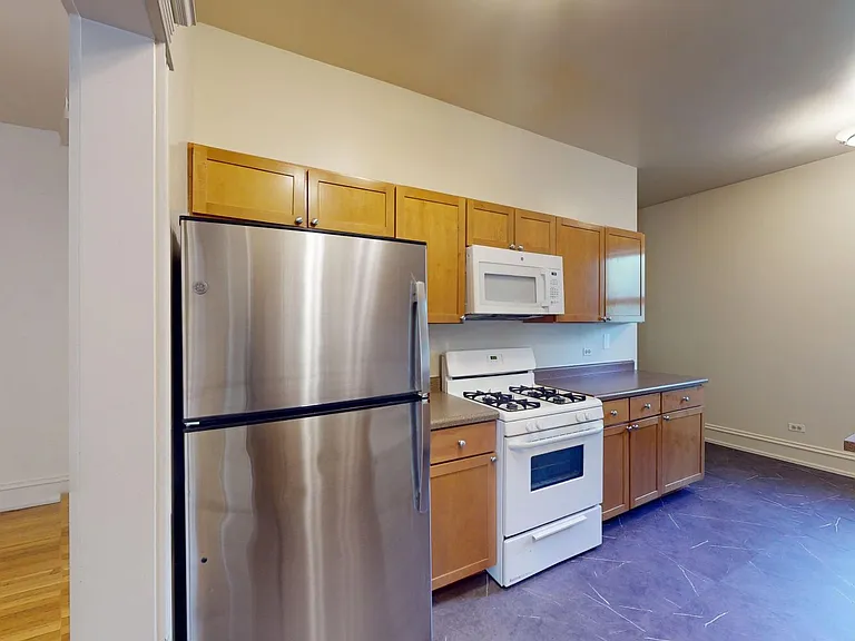 5533 S. Blackstone — Photo 17
