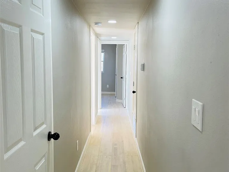 4609 Virginia Ave #101 — Photo 6