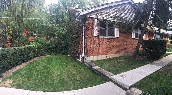 duplex w private yard