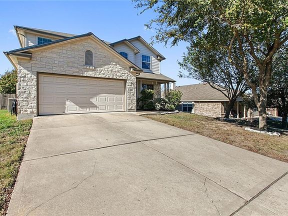 4th image of 117 Ashwood S