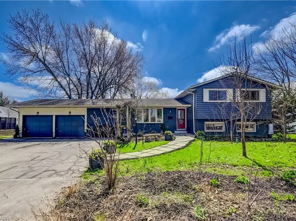 750 Elizabeth St E, North Perth, ON N4W 2R6