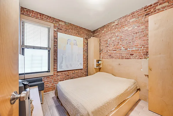 Rented by Compass | media 19