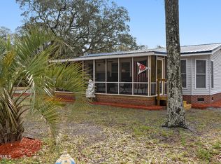 2404 Jolly Roger Dr SW, Supply, NC 28462