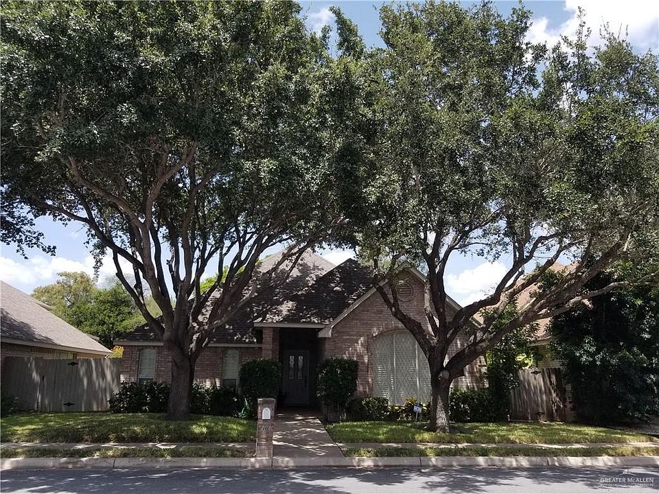 1st image of 304 Wisteria Ave